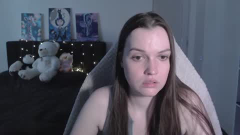 little__flowers online show from 21, 6, 2026