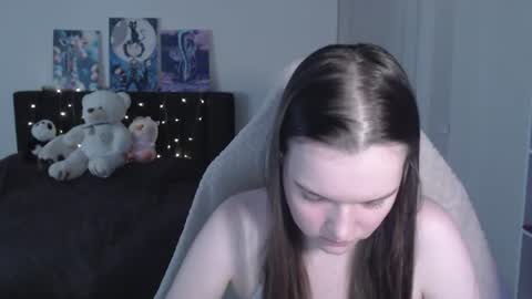 little__flowers online show from 24, 6, 2026