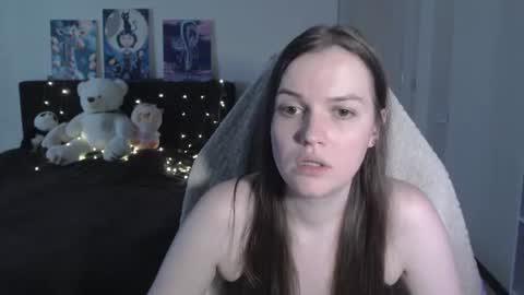 little__flowers online show from 26, 7, 2026