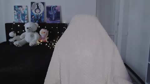 little__flowers online show from 28, 7, 2026