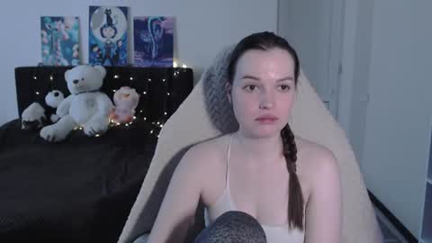 little__flowers online show from 1, 8, 2026