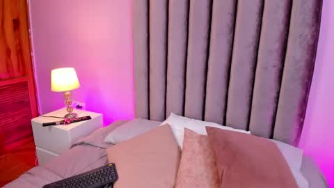 angelica online show from 25, 2, 2026