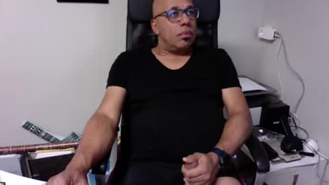 Snapshot of little_buddha chatting on 2, 1, 2025 Pure Black Power online show from 2, 1, 2025