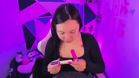 Snapshot of little_emma0 chatting on 18, 6, 2026 Carol online show from 18, 6, 2026