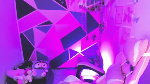 Snapshot of little_emma0 chatting on 14, 7, 2026 Carol online show from 14, 7, 2026