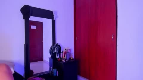 kayla  Instagram kayla 71082 online show from 6, 12, 2024