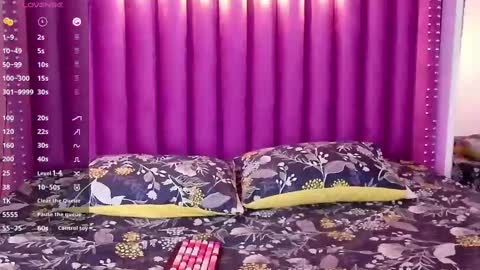 kayla  Instagram kayla 71082 online show from 10, 9, 2025