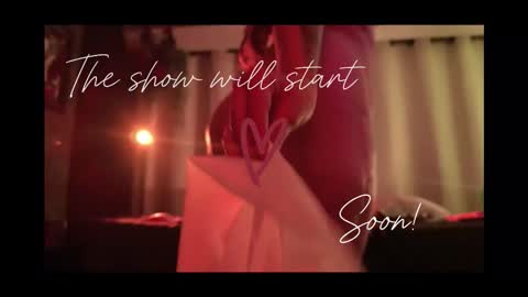 Maeve  online show from 29, 9, 2025