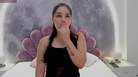 little_melanie online show from 20, 4, 2026