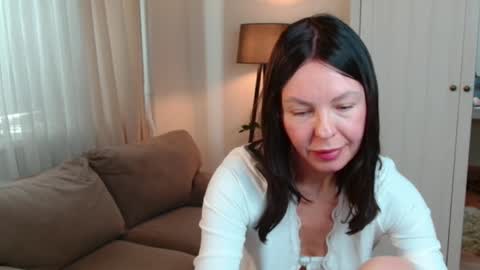 Nicole online show from 19, 2, 2026