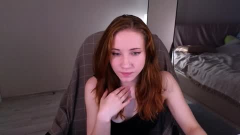 little_pretty_woman online show from 26, 3, 2026