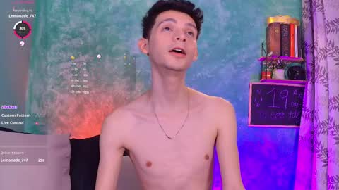 Snapshot of little_twiink chatting on 4, 10, 2025 Juan Ferrer online show from 4, 10, 2025