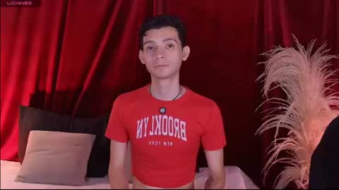 Snapshot of little_twiink chatting on 19, 6, 2026 Juan Ferrer online show from 19, 6, 2026
