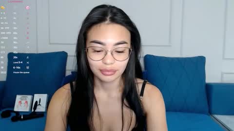 Kwan online show from 14, 11, 2025