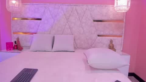 Im your little Velinda  online show from 28, 5, 2026