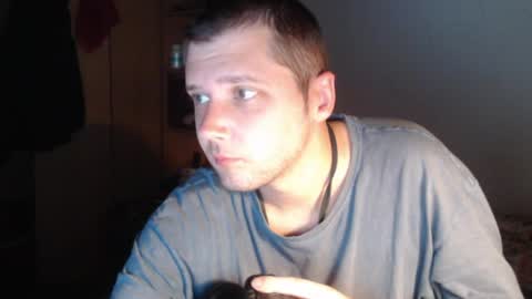 littlealien7 online show from 16, 4, 2026