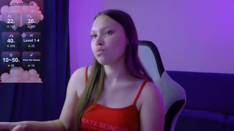 Snapshot of littlebby_di chatting on 11, 10, 2025 Di online show from 11, 10, 2025