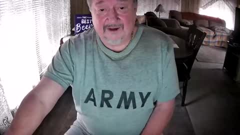 Littled83057 online show from 7, 2, 2025