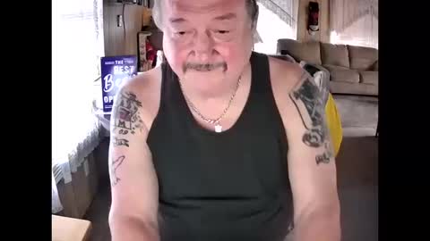 Littled83057 online show from 10, 10, 2025