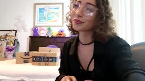 littledeathtrap online show from 22, 12, 2025