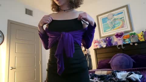 littledeathtrap online show from 16, 4, 2026