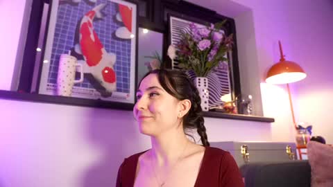 Emily Hill online show from 22, 11, 2025