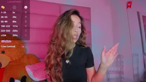 littlee_emma_ online show from 9, 3, 2025