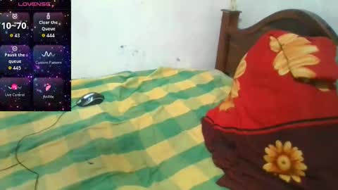 Snapshot of littlefuckomg chatting on 11, 10, 2025 shan online show from 11, 10, 2025