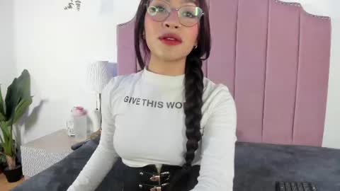 littlejade_dh online show from 11, 6, 2026