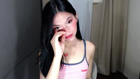 littlelace_ online show from 25, 2, 2026