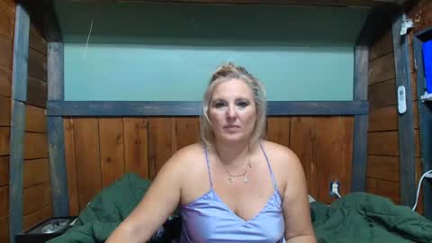 lisanixs online show from 7, 10, 2025