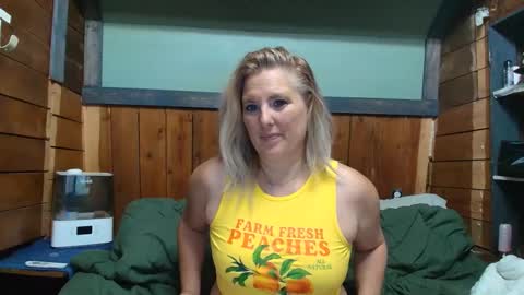 lisanixs online show from 10, 2, 2026