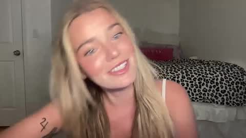 Marciabrady online show from 17, 9, 2025