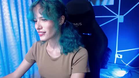 LAUREN online show from 30, 9, 2025