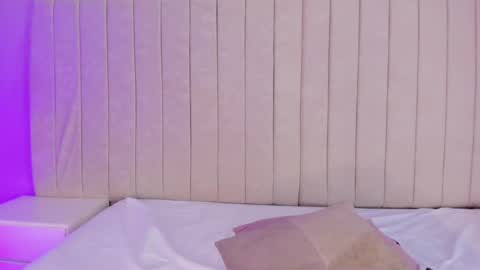 im olivia IG littleolivia01 online show from 12, 2, 2025