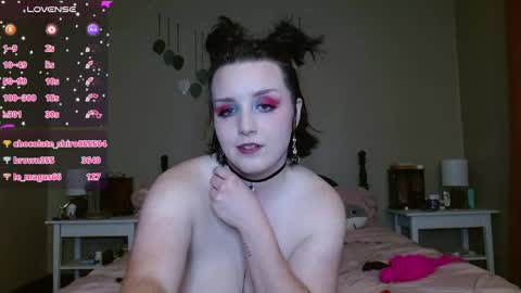Snapshot of littlestpuppet chatting on 28, 4, 2026 Kori online show from 28, 4, 2026