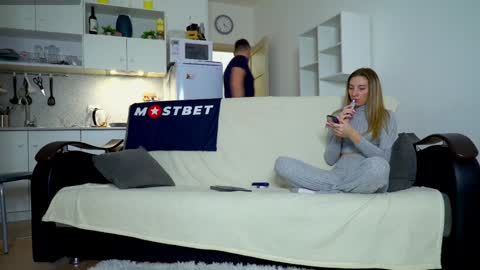 Snapshot of littlesweettifany chatting on 11, 12, 2024 Little Tifany online show from 11, 12, 2024