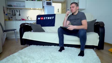 Snapshot of littlesweettifany chatting on 21, 12, 2024 Little Tifany online show from 21, 12, 2024