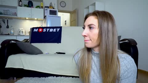 Snapshot of littlesweettifany chatting on 8, 1, 2025 Little Tifany online show from 8, 1, 2025