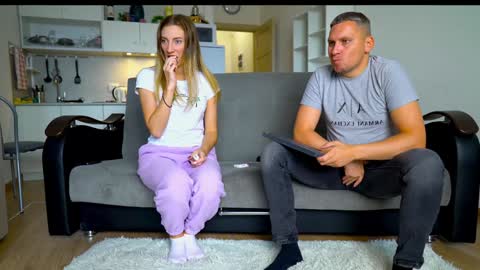 Snapshot of littlesweettifany chatting on 24, 9, 2025 Little Tifany online show from 24, 9, 2025