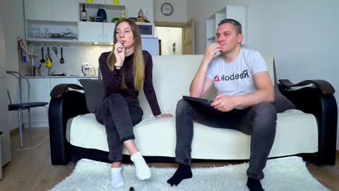 Snapshot of littlesweettifany chatting on 29, 10, 2025 Little Tifany online show from 29, 10, 2025