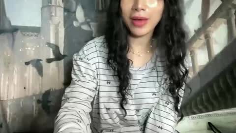 littlewaifu3784 online show from 9, 3, 2026