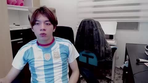 littlezhalem online show from 17, 2, 2026