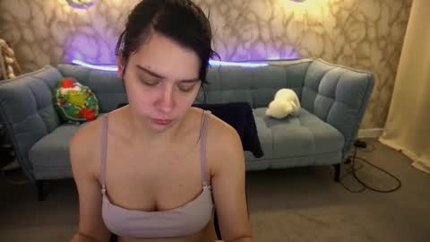 liviashy online show from 11, 1, 2026