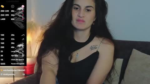 liz online show from 27, 12, 2024