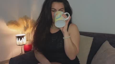 liz online show from 2, 2, 2025