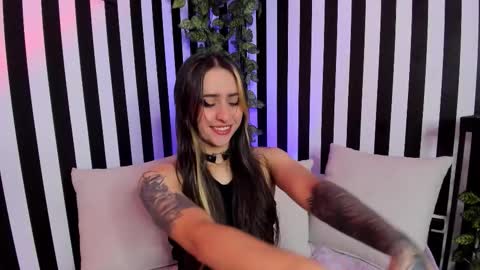 Liz  online show from 25, 9, 2025