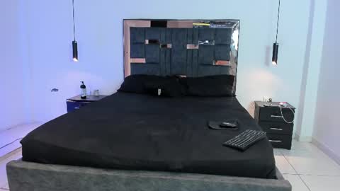 liz sebas online show from 18, 7, 2026