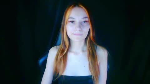 Liza  Kitty online show from 4, 6, 2026