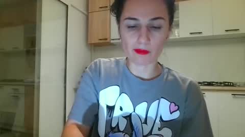 Snapshot of lizalish chatting on 8, 1, 2025 Liza online show from 8, 1, 2025